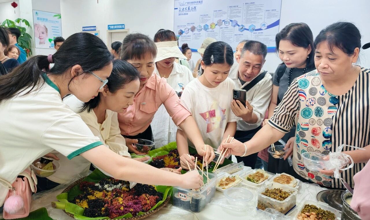 三月三前夕，南宁这个地方挤满了人！有山歌、有糯米饭，还有肝胆健康知识